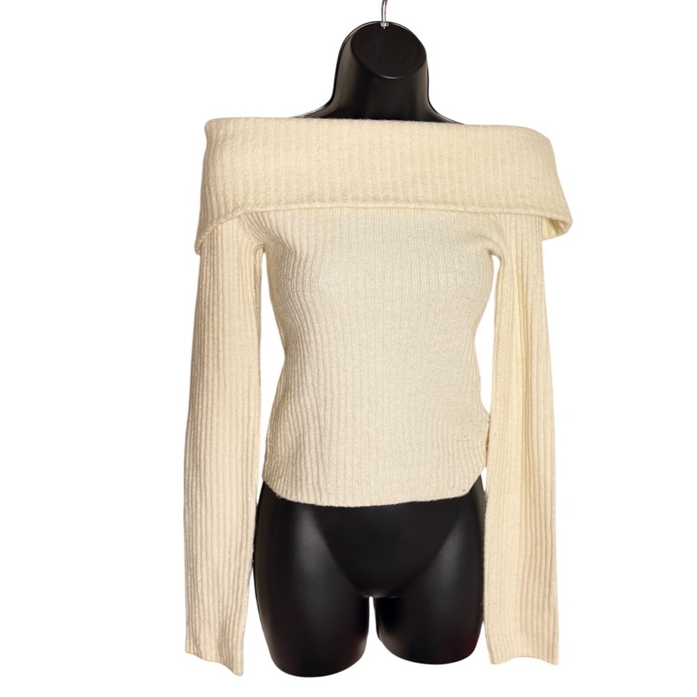 H&M Off The Shoulder Ribbed Knit Sweater Cream Ivory Long Sleeve Fold Over Neck
